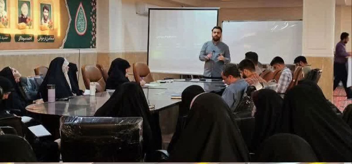 «قیام قلم» روایتنویسان حوزه هنری خوزستان برگزار شد