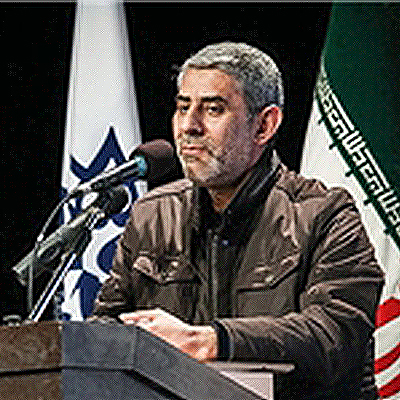 «حمید حسام» چهره سال هنر انقلاب شد.