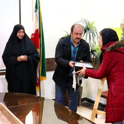 رونمایی از کاریکاتور جیش الظلم در کرمانشاه/تقدیر از اعضاء خانه کاریکاتور