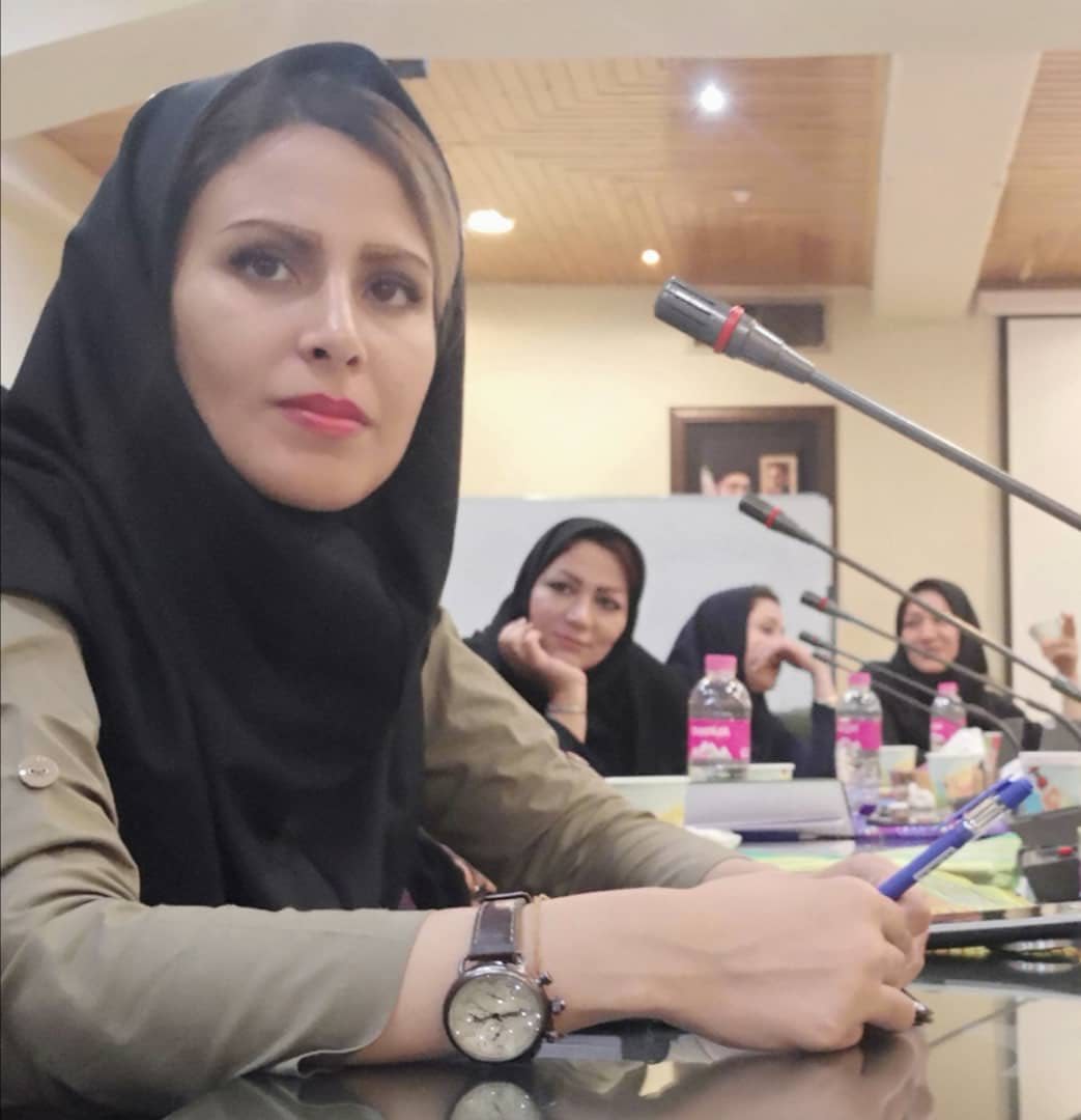 مصاحبه با ارمغان کاظمی، هنرمند گرافیک
