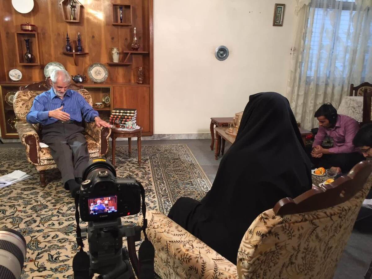 اکران ویژه   مستند «جنگ چهره زنانه دارد»