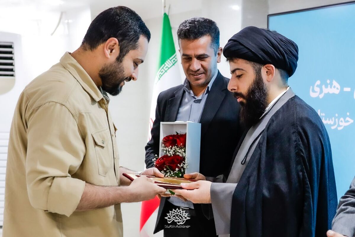 معاون فرهنگی هنری حوزه هنری خوزستان معارفه شد